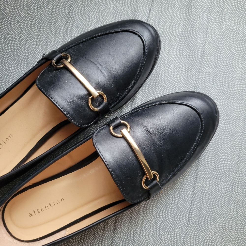 NWOT Classic Black Loafers